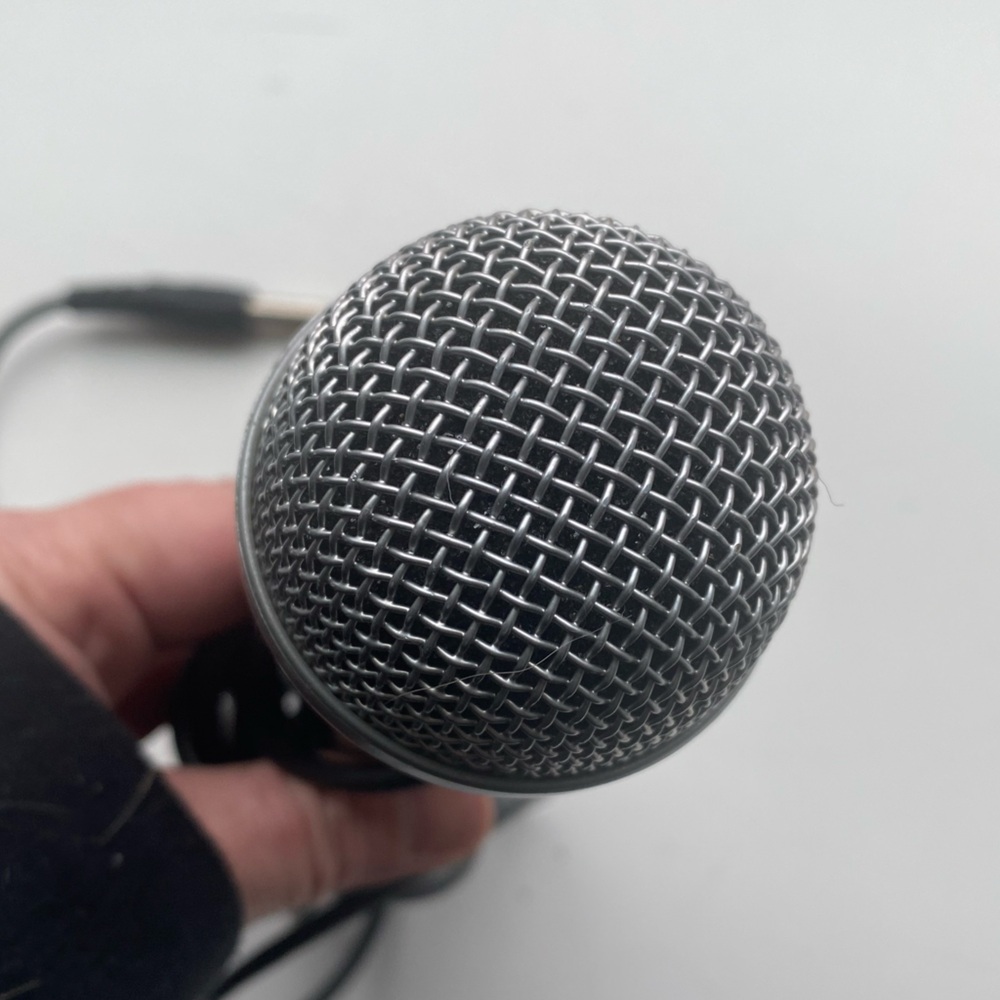 Microphone - Picture 3 of 4